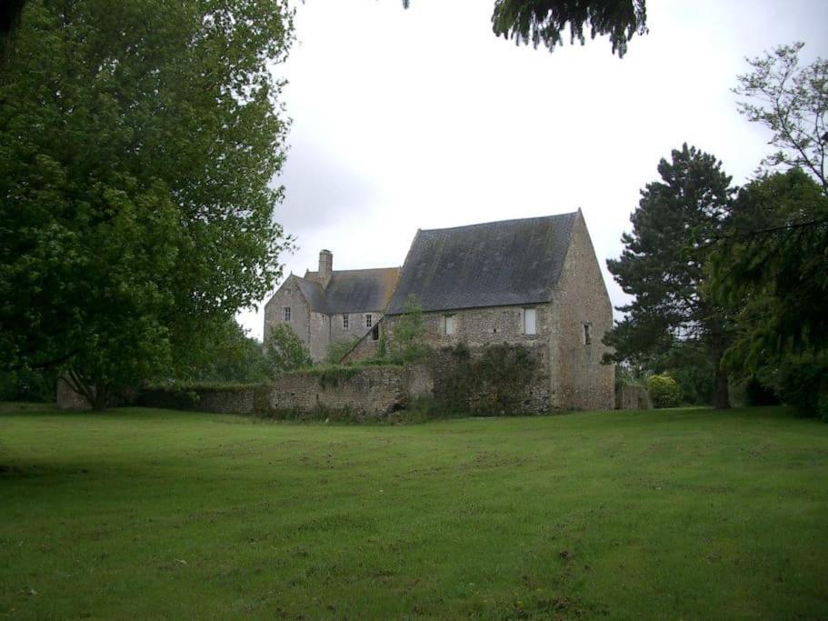 Le Chateau De Neuilly La Foret Villa Isigny-sur-Mer Exterior photo